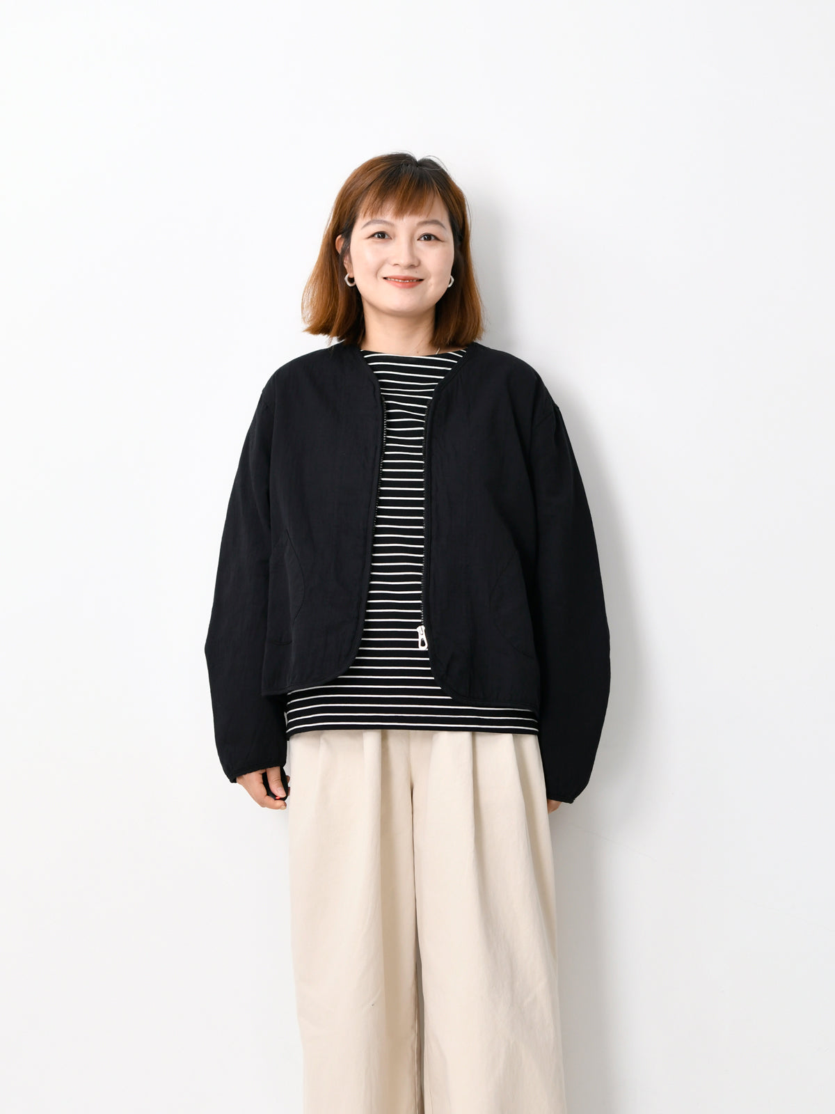 Vネックショートジャケット M00010