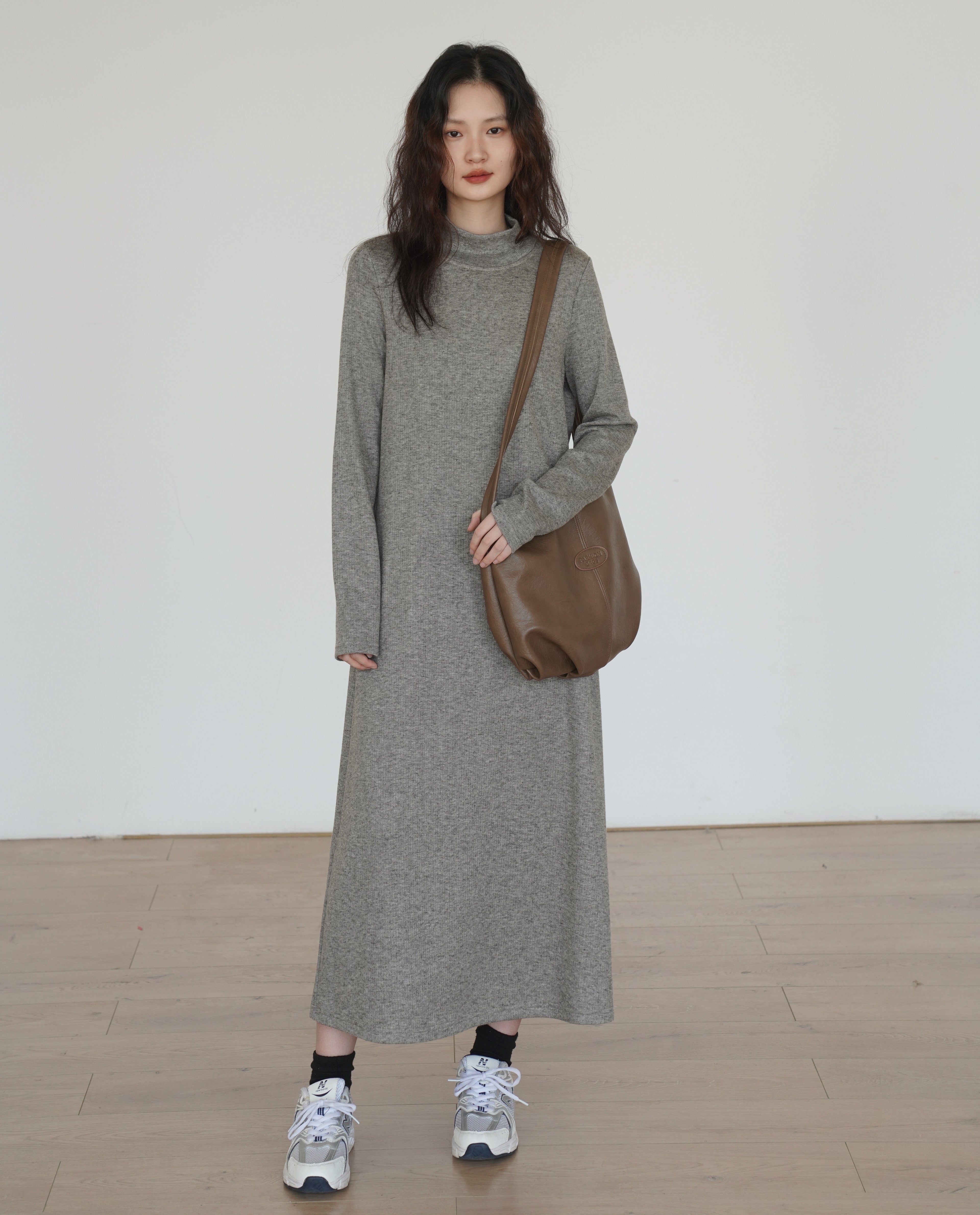 ハイネックニットワンピース M00039