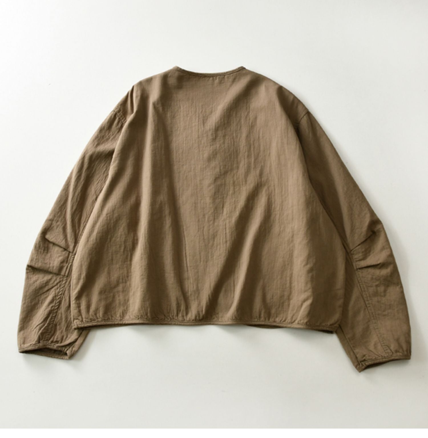 Vネックショートジャケット M00010