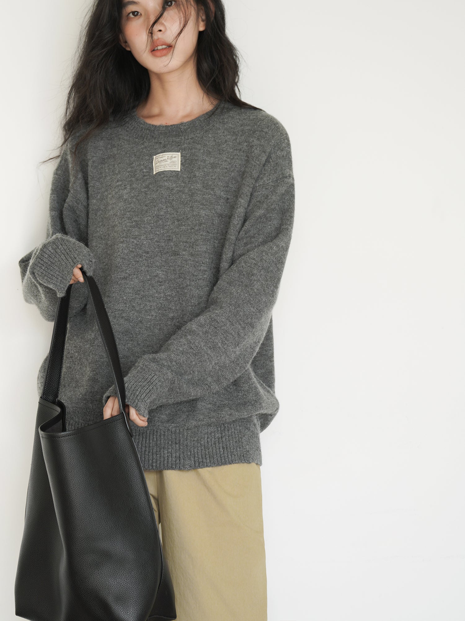 ウィンタープルオーバーニット M00052