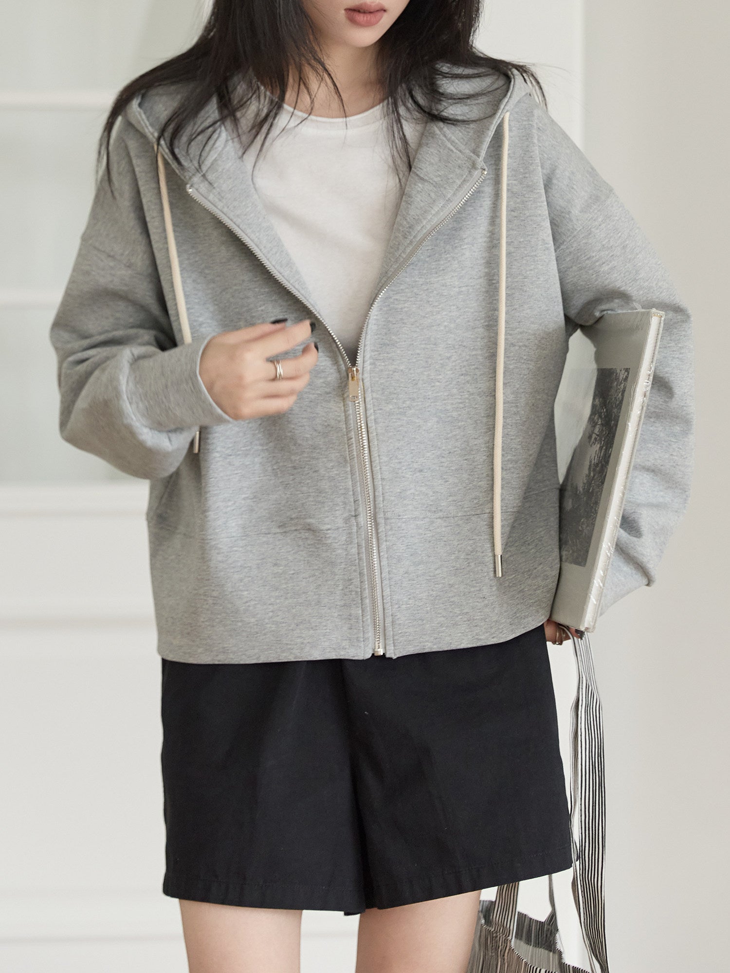 【新作キャンペーン】ドロップショルダー フード付きスウェット M00144