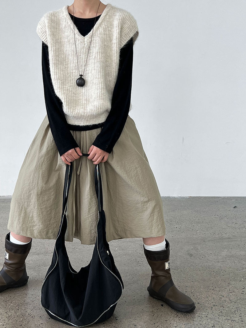 プレミアムタッチVネックニットベスト M00124