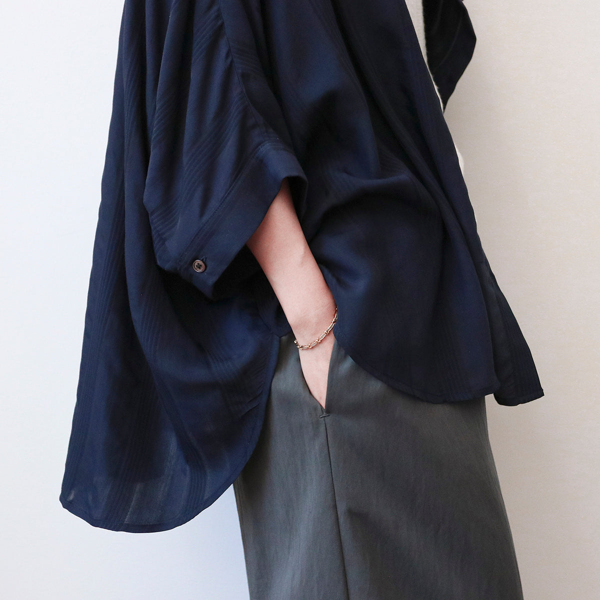 ベーシック七分袖シャツ M00027