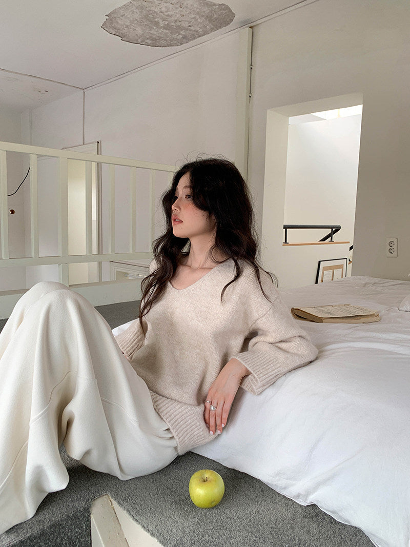 【新作キャンペーン】Vネックリラックスニット M00152