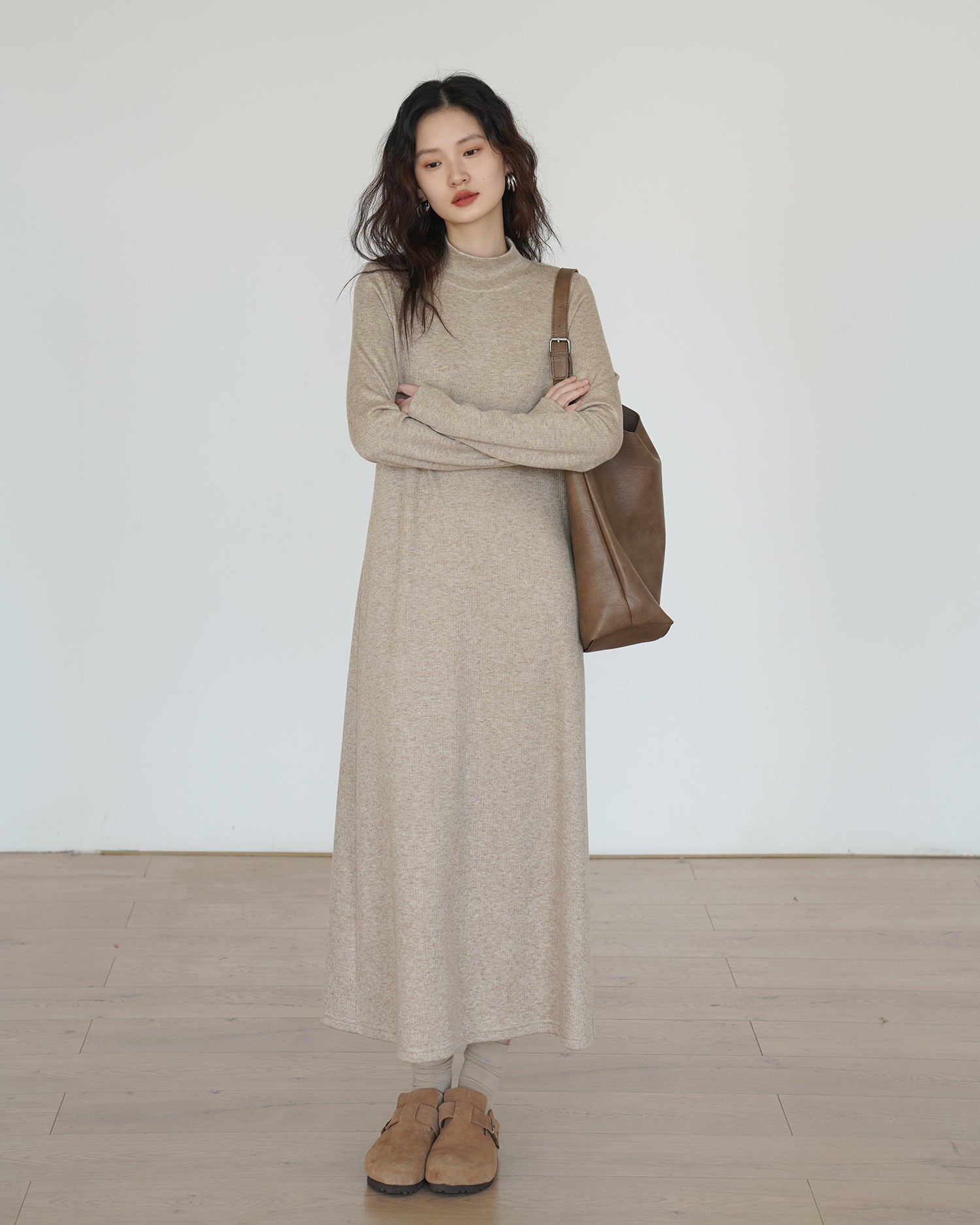 ハイネックニットワンピース M00039