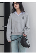 【新作キャンペーン】レイヤード風Vネックスウェット M00143