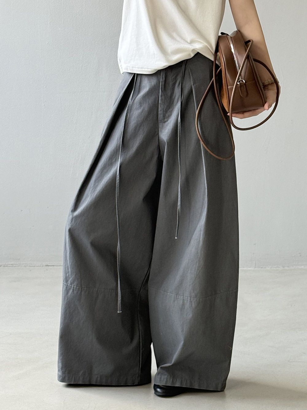 カットデザインワイドパンツ M00015