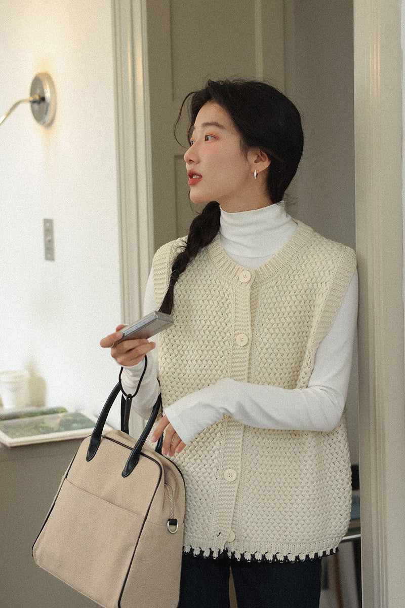 フリル付きニットベスト M00150