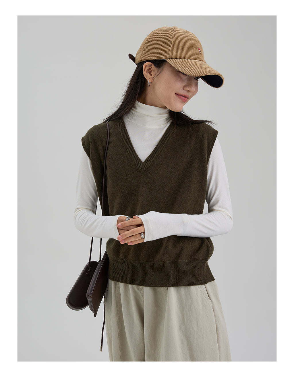 ウール V ネックベスト M00116