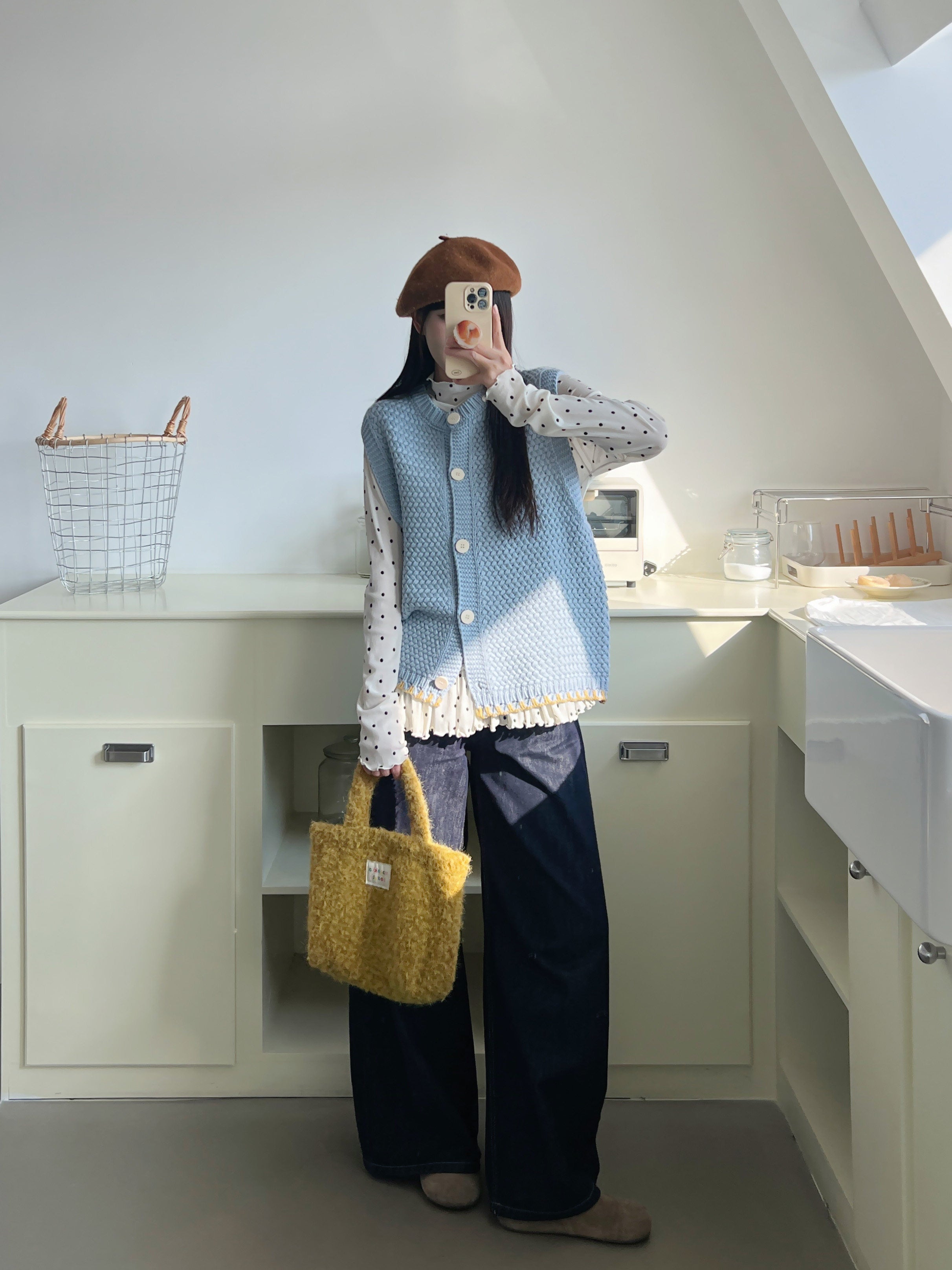 フリル付きニットベスト M00150