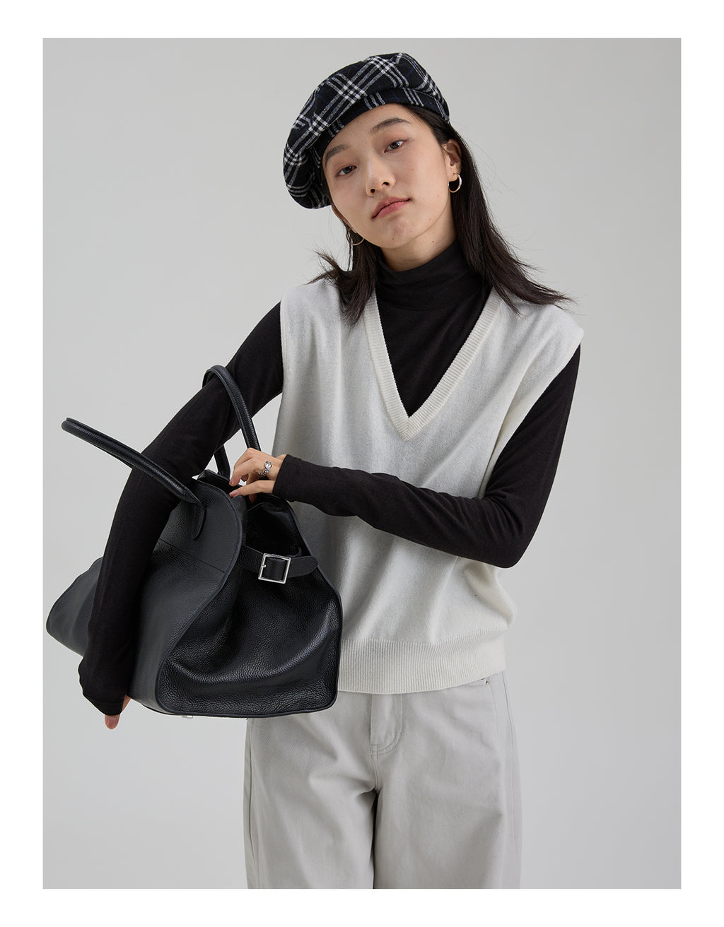 ウール V ネックベスト M00116