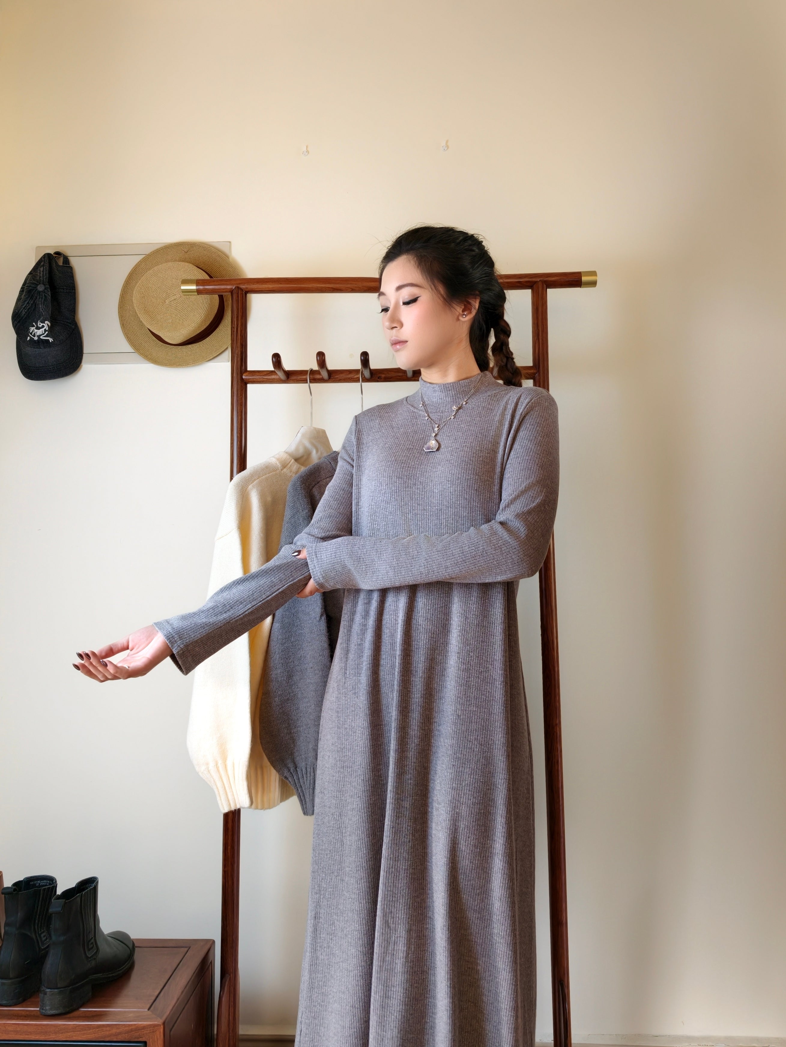 ハイネックニットワンピース M00039