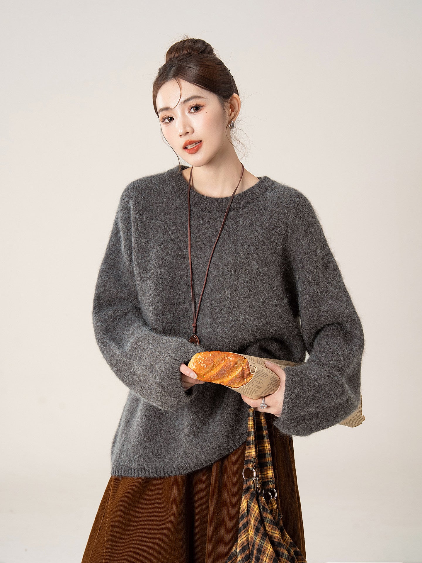 ラウンドネック ロングスリーブセーター M00128