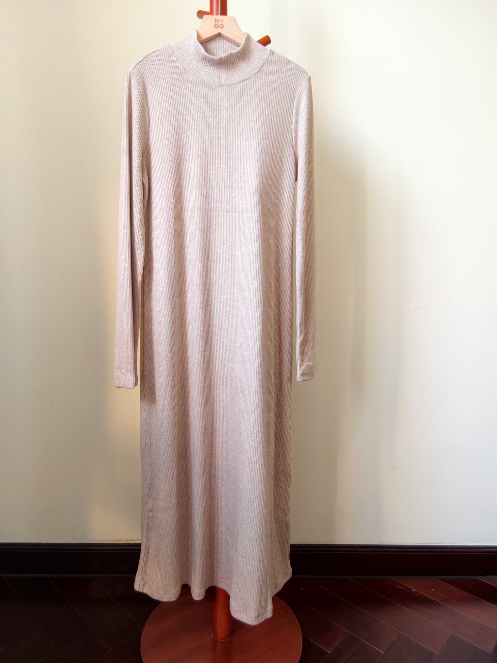 ハイネックニットワンピース M00039