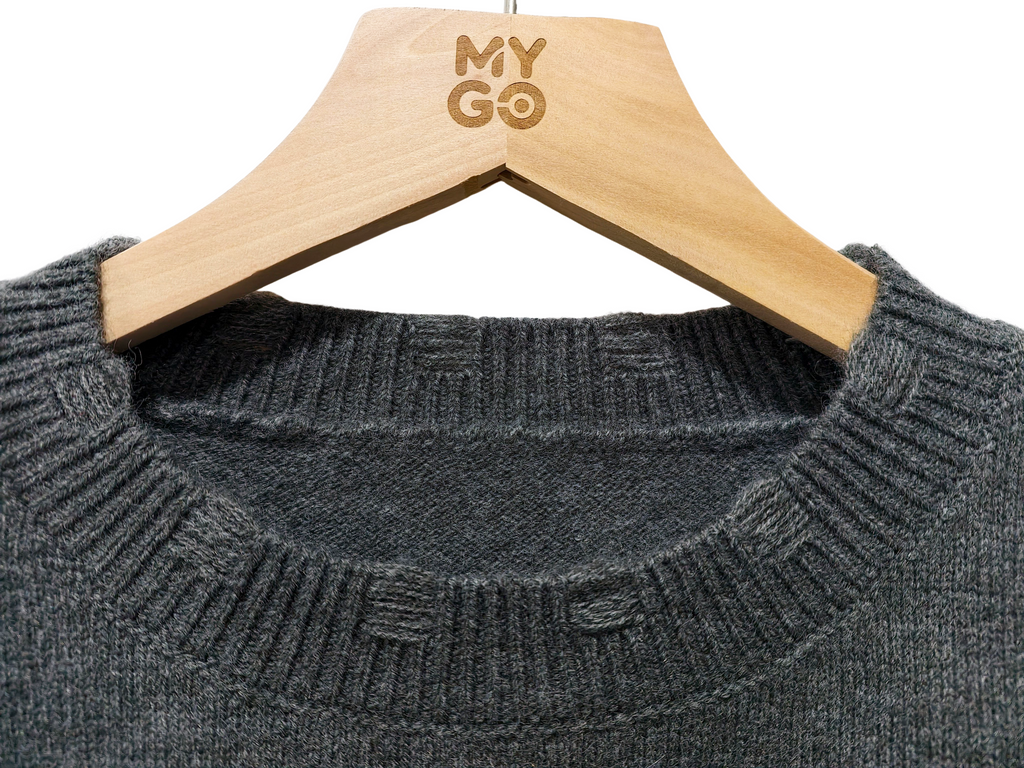 ウィンタープルオーバーニット M00052